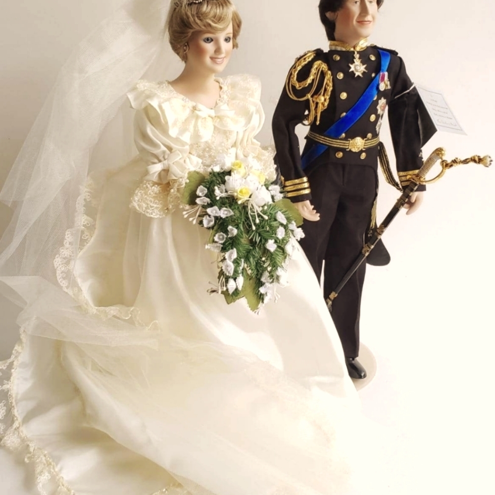 Charles and Diana royal wedding dolls